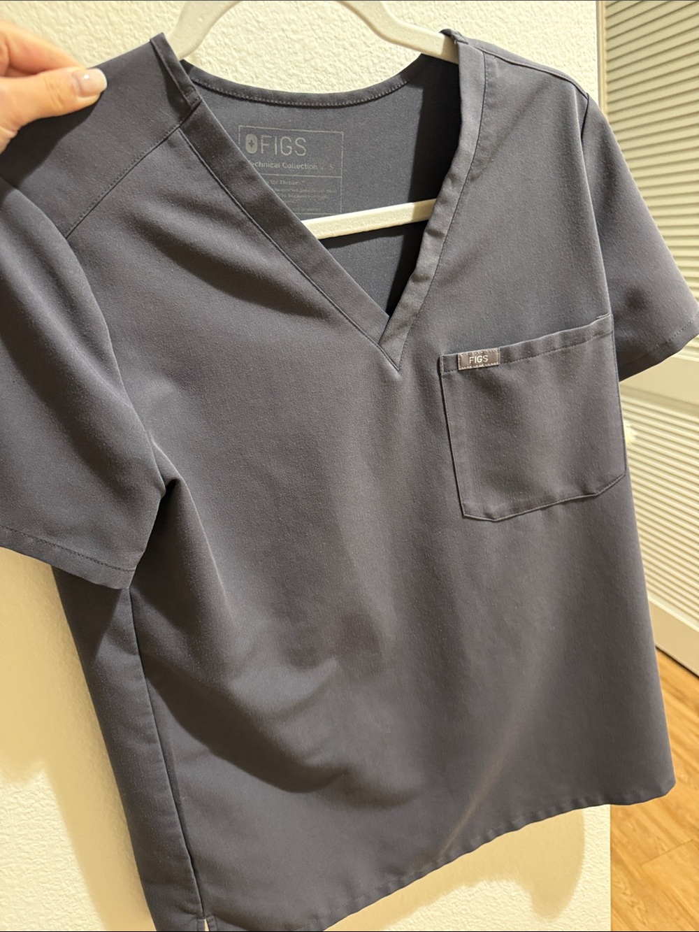 Figs Charcoal gray Scrub Top